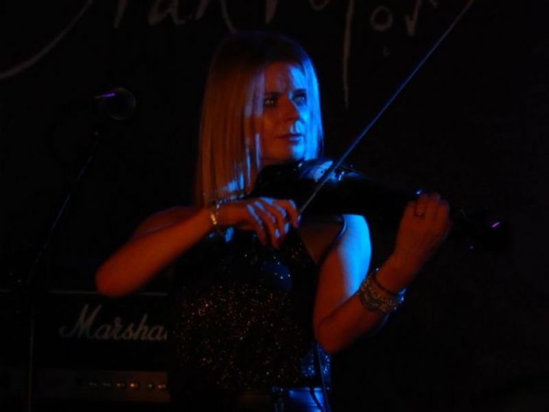 milla c violinist
